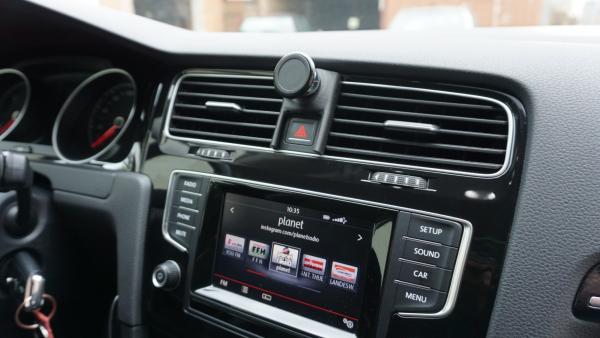 Mobile phone holder suitable for Volkswagen VW Golf 7 - Made in Germany