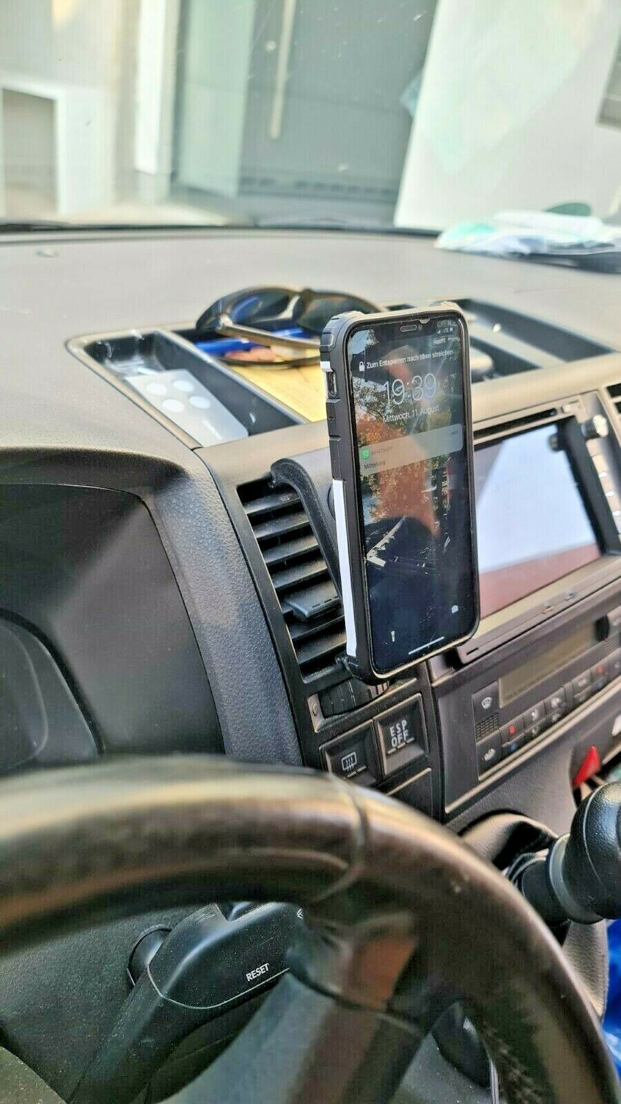 Mobile phone holder suitable for Volkswagen VW T5 year 03-09 - Made in Germany