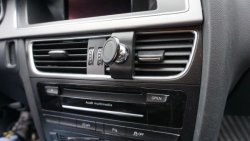 Handyhalter passend für Audi A5 Bj. 07-16 (erste...