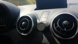 Handyhalter passend f&uuml;r Audi A1/S1 ab Bj. 2010-2018 - Made in Germany